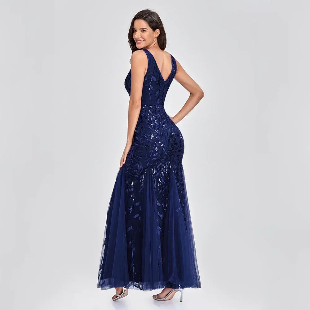 Women's Sleeveless Embroidered Beaded Fabric Evening Gown V Neck Elegant Mermaid Skirt Dress Formal Party Dress Catwalk Stage - Luvia