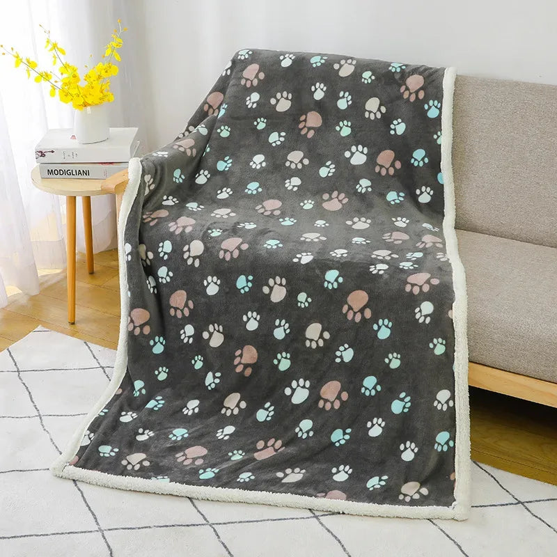 Double-sided Pet Waterproof Blanket ,Soft Thickened Flannel Velveteen Sherpa Blankets for Cats and Dogs Breathable and Anti-grip - Luvia