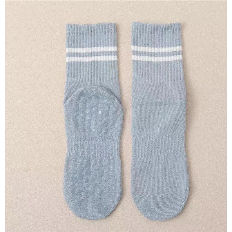 1 Pair Women's Yoga Socks with Silicone Grips Non Slip Fitness Socks for Pilates Dance and Workout Anti Slip Sports Socks - Luvia